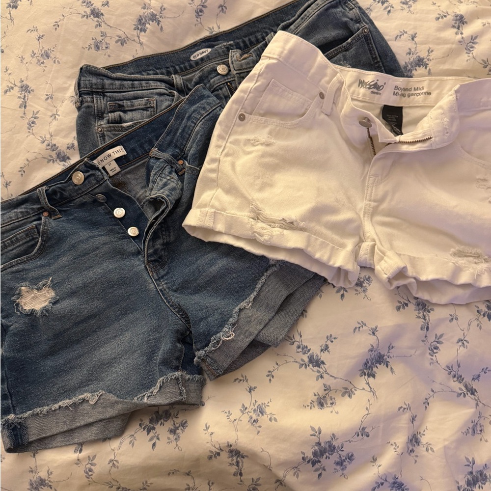 Shorts bundle different brands - image 1